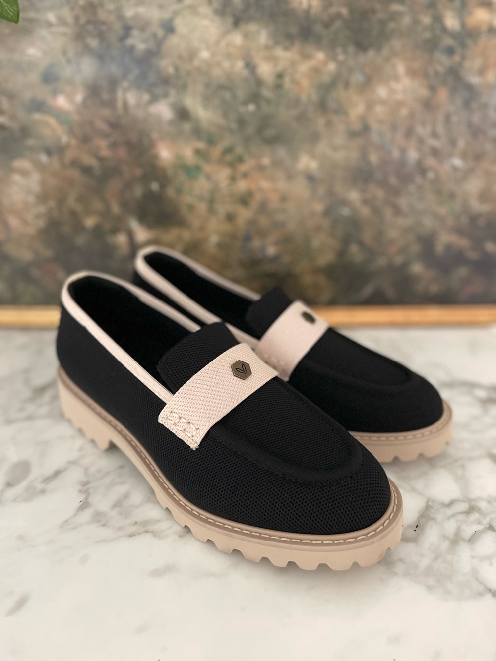 NEW Vivaia Francesca Chunky Loafers Black & Cream Platform  size 9.5